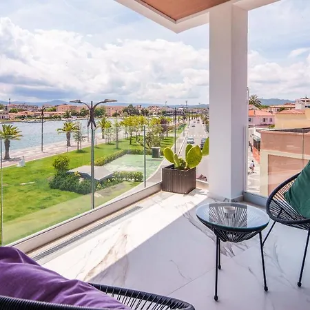 Welcomely - Seamphony Apartment