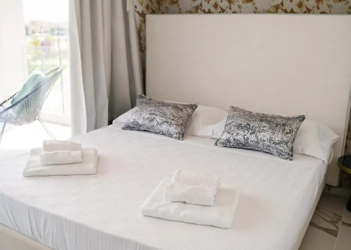 Welcomely - Seamphony