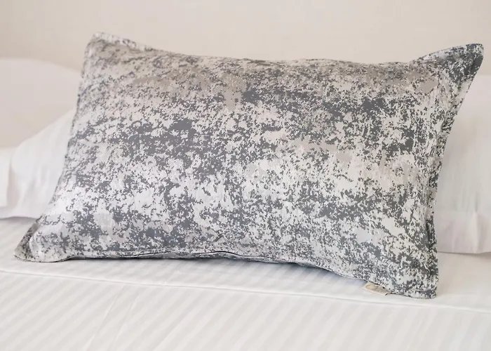 Welcomely - Seamphony *