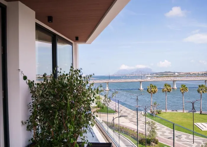 Welcomely - Seamphony *