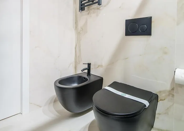 Welcomely - Seamphony Apartment *